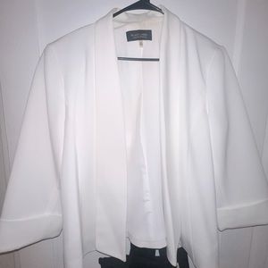 3/4 length sleeve, lined, dry clean only.